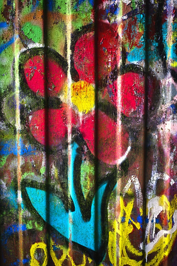 Bloem met donkerrode bloemblaadjes grunge graffiti