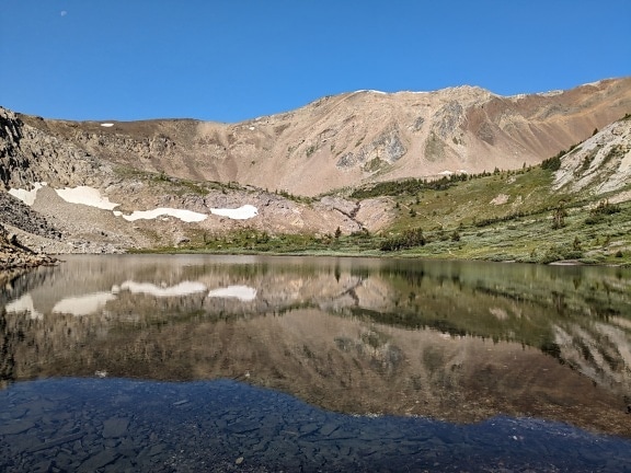 Bourgeau lake at Harvey pass in national park