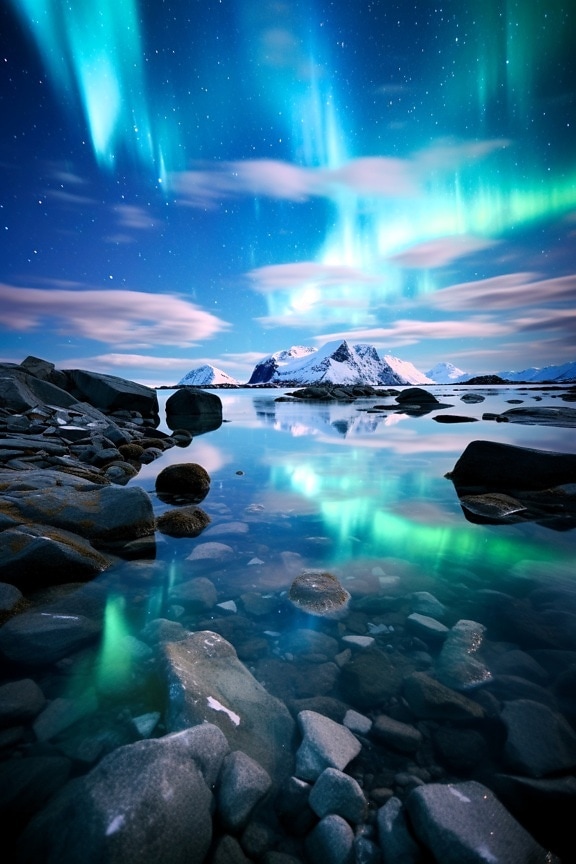 Aurora бореална графична илюстрация на Арктика с отражение на водата върху езеро