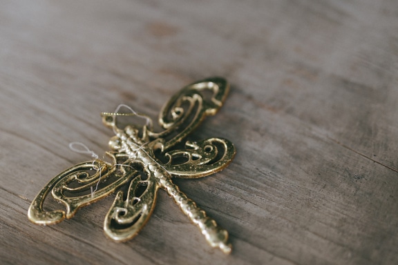 Golden glow metal butterfly bijouterie jewelry decoration