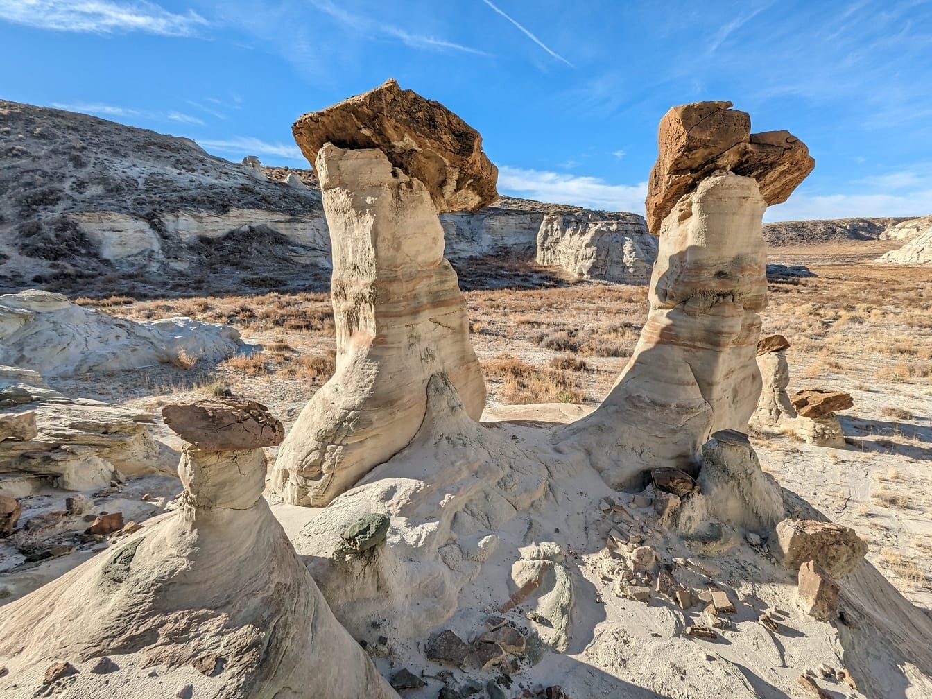Đá trắng Sự hình thành đá sa thạch Hoodoo Loop trong công viên tự nhiên Utah