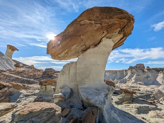 Formasi batuan unik di Coyote Buttes di gurun Sedona di Arizona