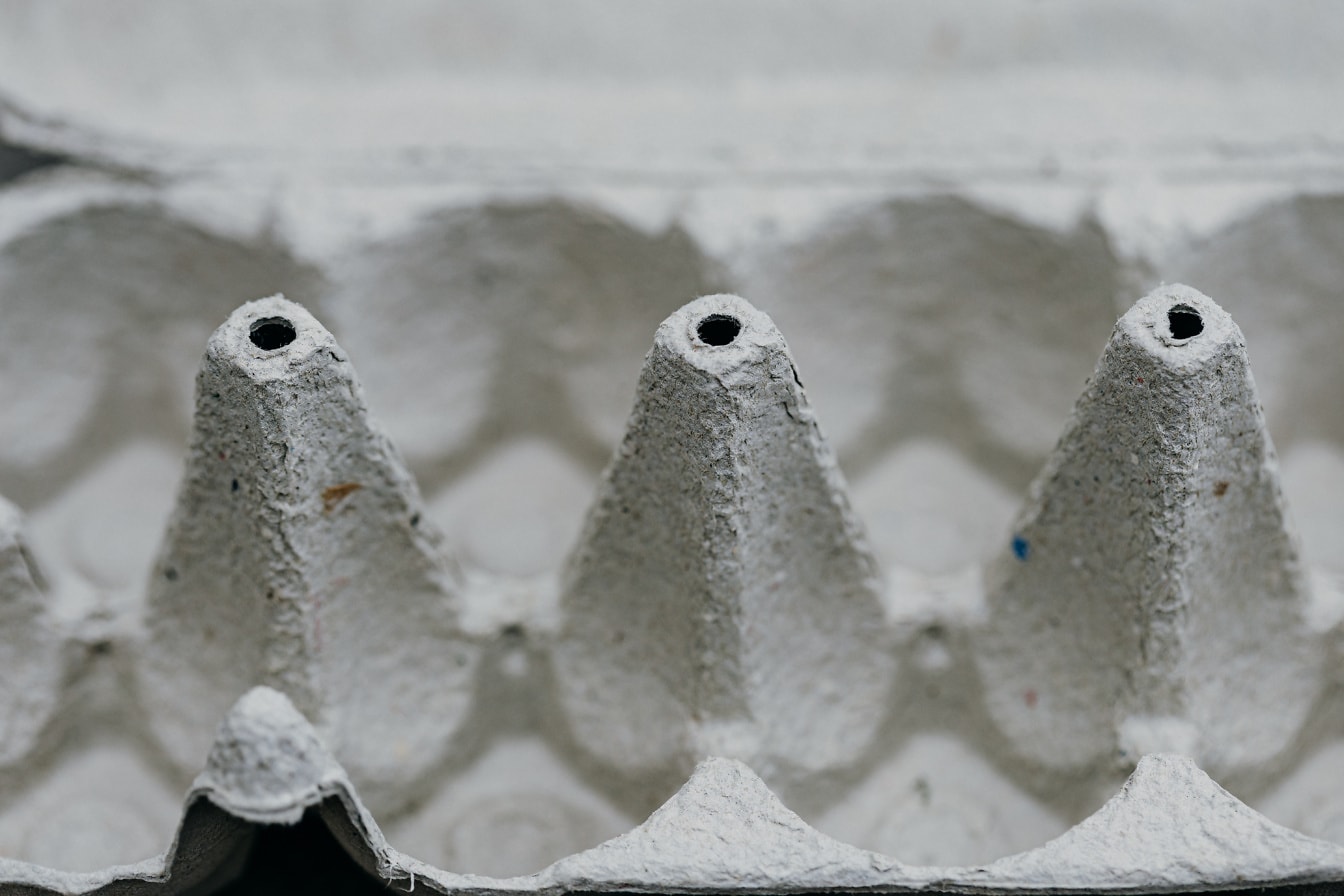 Karton telur, close-up kotak telur yang terbuat dari kertas daur ulang