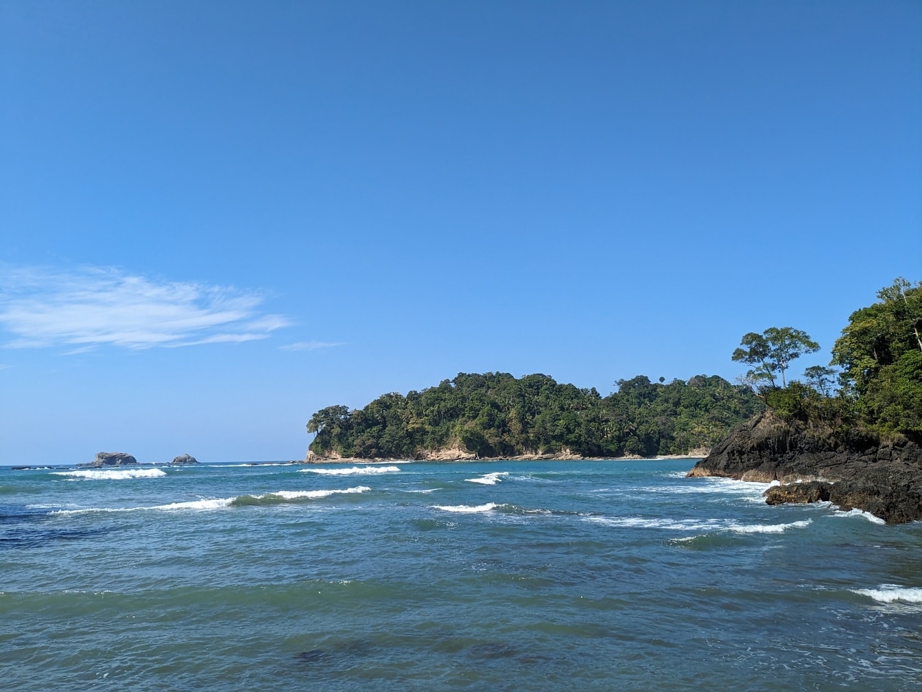 Tengeri tájkép Costa Rica nemzeti parkjában