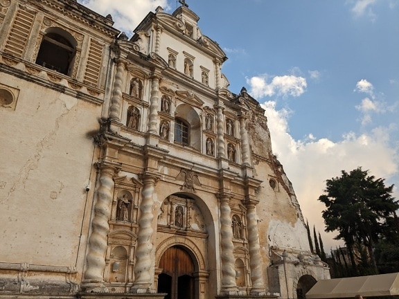 Exterior of the Church of San Francisco in colonial architectural style in Antigua