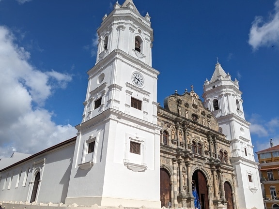 Cathedral basilica of Santa Maria with two white towers in the old town of Panama city