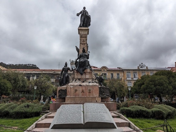 Statue of a Pedro Domingo Murillo on a pedestal in a park of in La Paz city