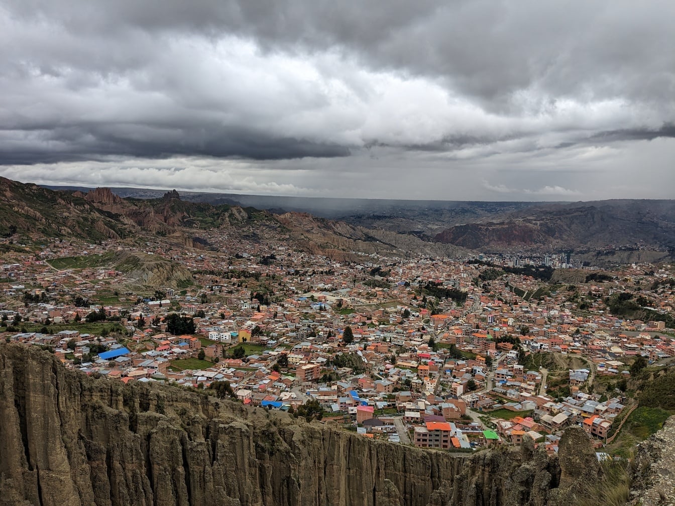 Kota di lembah jiwa di Bolivia