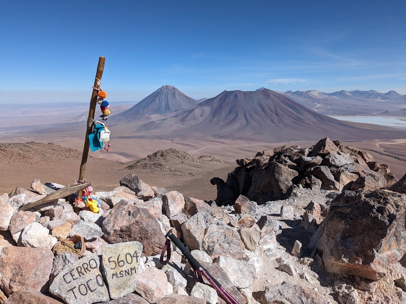 Cerro Toco hegycsúcs Chilében 5604 méter tengerszint feletti magasságban