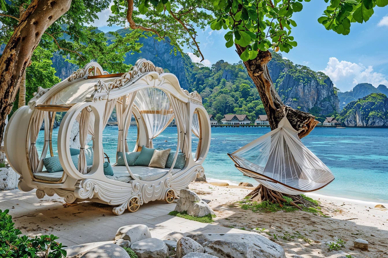 Cama de playa con dosel al estilo de un carruaje victoriano en un complejo tropical