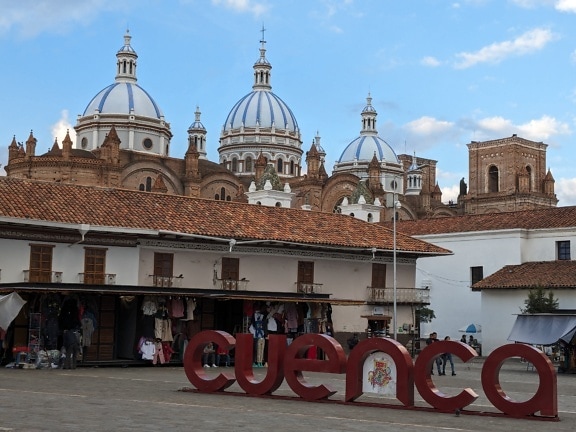 Plaza San Francisco in downtown of Cuenca in Ecuador, UNESCO World heritage place