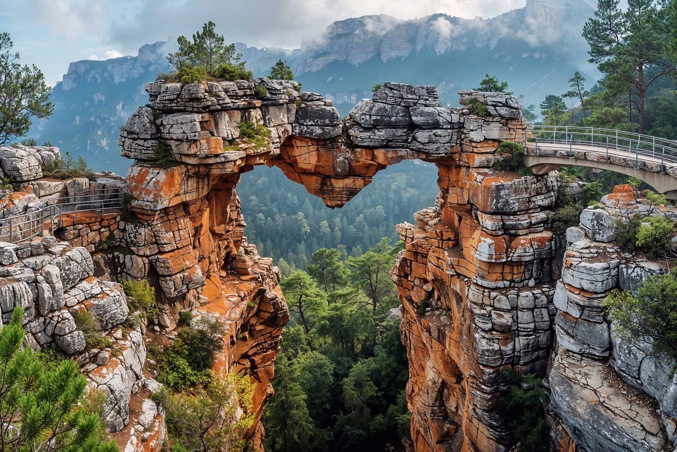 心形的岩石桥形成