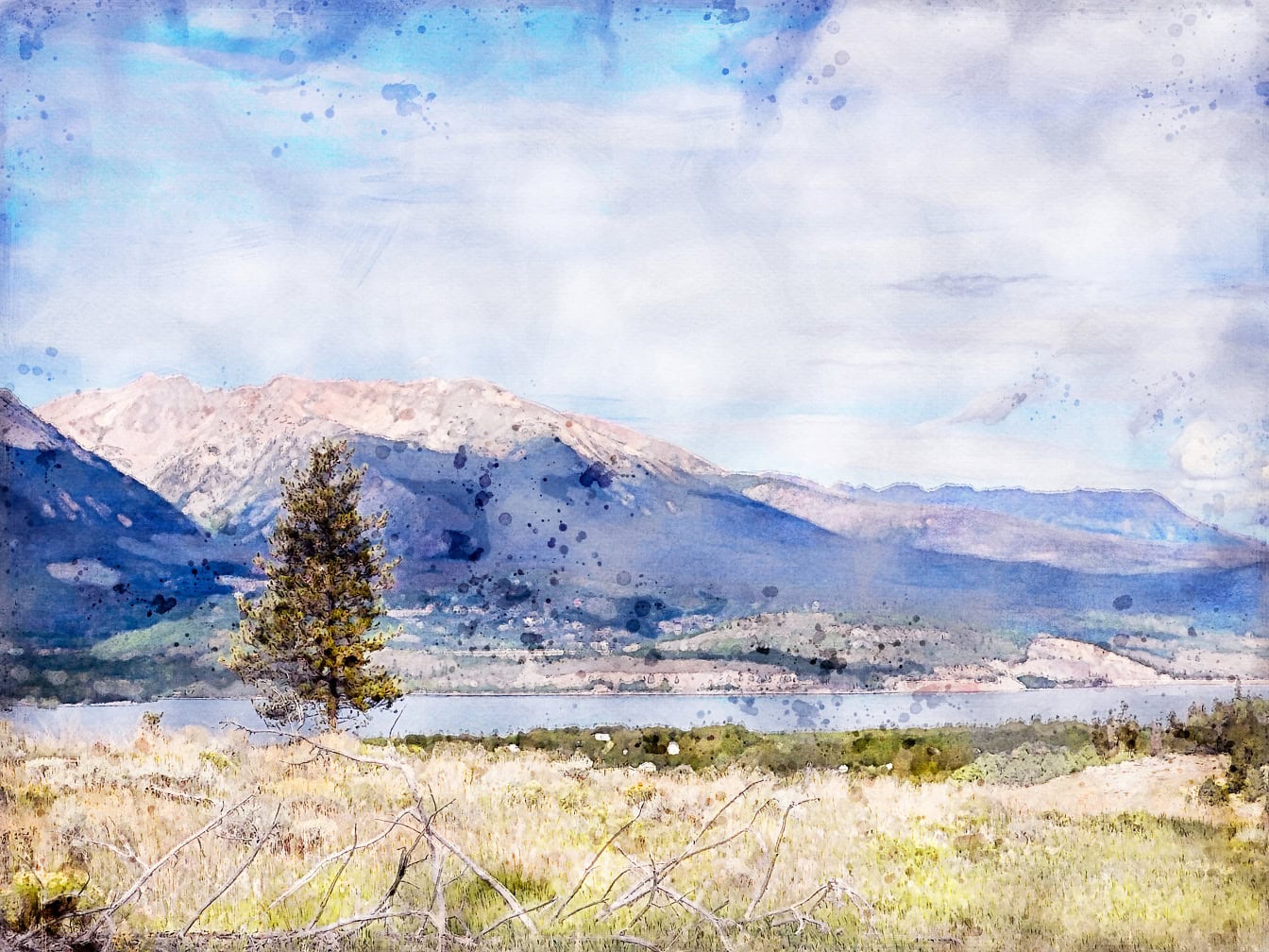 Abstrakt akvarel af en sø med et fyrretræ og bjerge i baggrunden