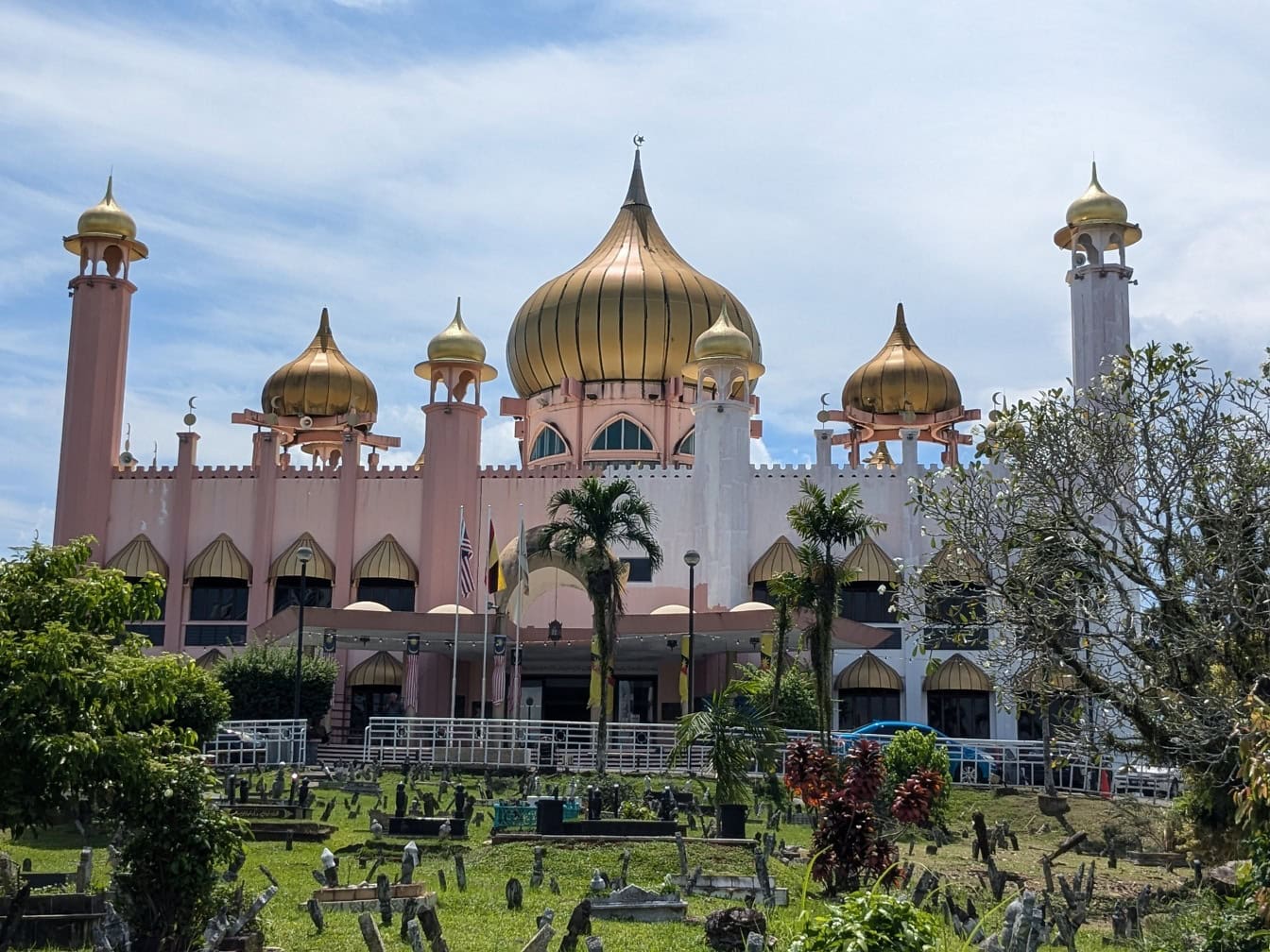 Die Masjid Bandar Kuching oder Masjid India oder indische Moschee, ein Ort zur Anbetung des Islam in der ältesten Moschee in Borneo, Malaysia