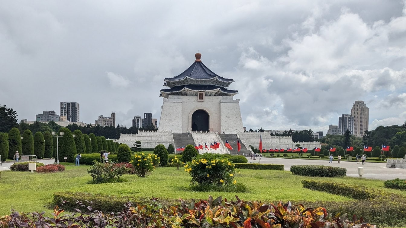 Čankajškova pamätná sieň národná pamiatka a turistická atrakcia postavená na pamiatku bývalého prezidenta Čínskej republiky, Tchaj-pej, Taiwan