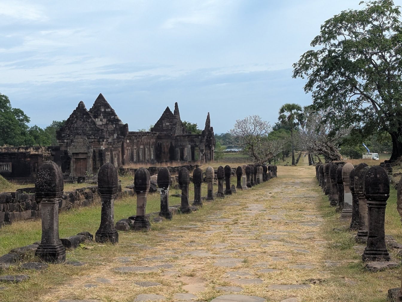 I Vat Pou o Phou, rovine dell’antico tempio Khmer di Champasak in Laos, famoso patrimonio mondiale dell’UNESCO noto come il piccolo Angkor Wat