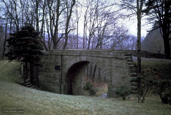 Starý most, kamenný