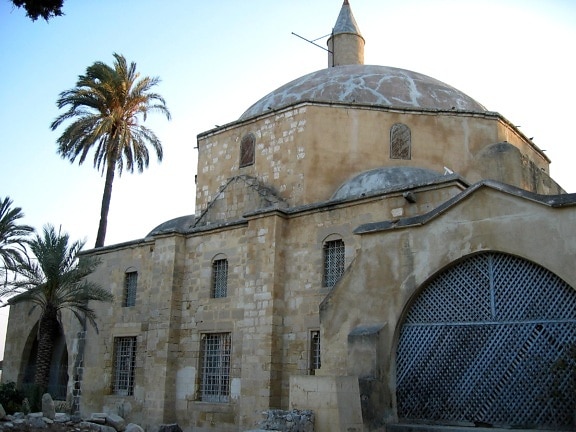 hala, sultan, tekke, mosque, Larnaca, grounds, deteriorated, humid, climate