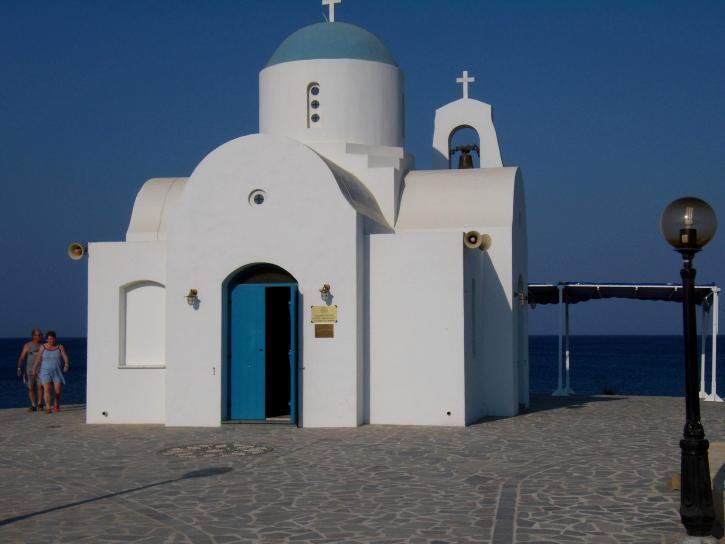 Церковь, Греция