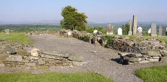remains, medieval, church