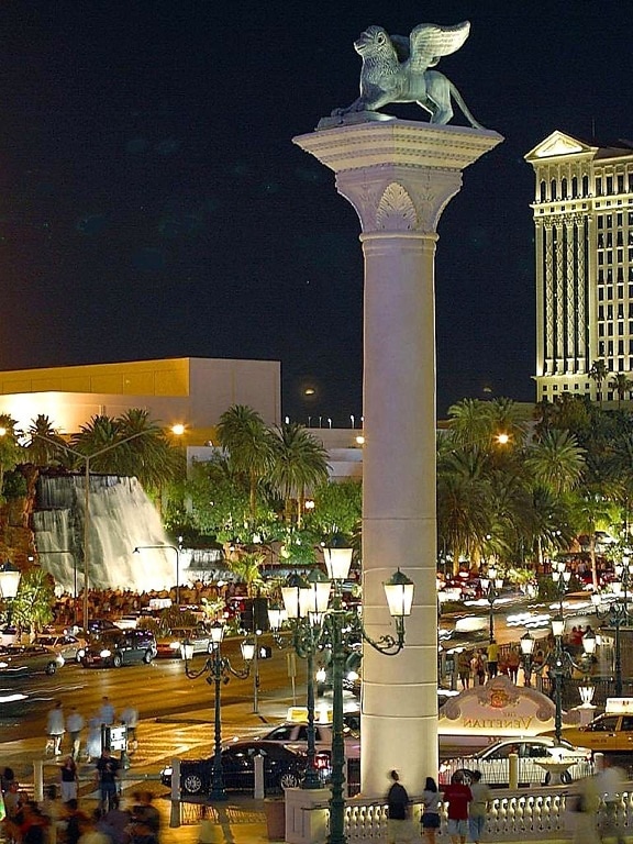 pillars, Vegas, night, venitian