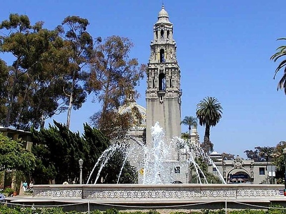 Balboa, park, tornit, puita, suihkulähteitä, taivas