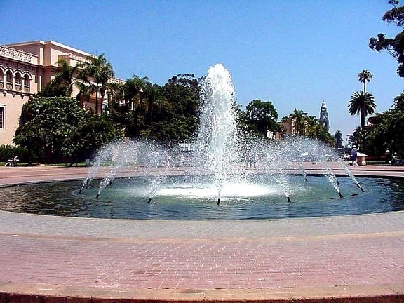 fountain, national park