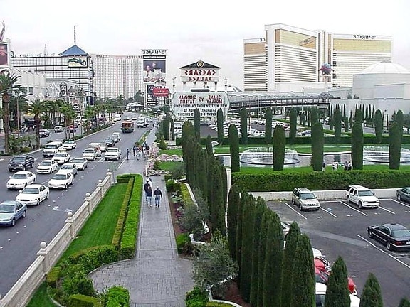 Vegas, fontanny, hoteli, kasyn, Caesars palace, ulicy, samochody