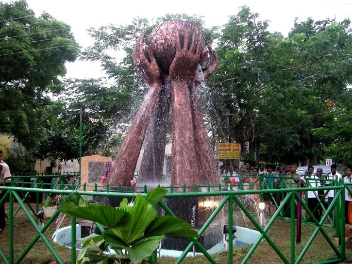 památník, Kataragama, symbolizuje, vzpomínka, tsunami