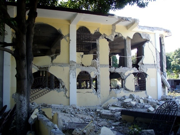 tremblement de terre, dévasté, bâtiment