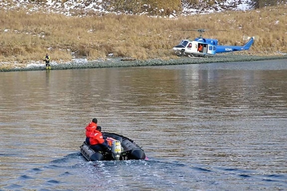 sauvetage, opération de sauvetage Boath, hélicoptère