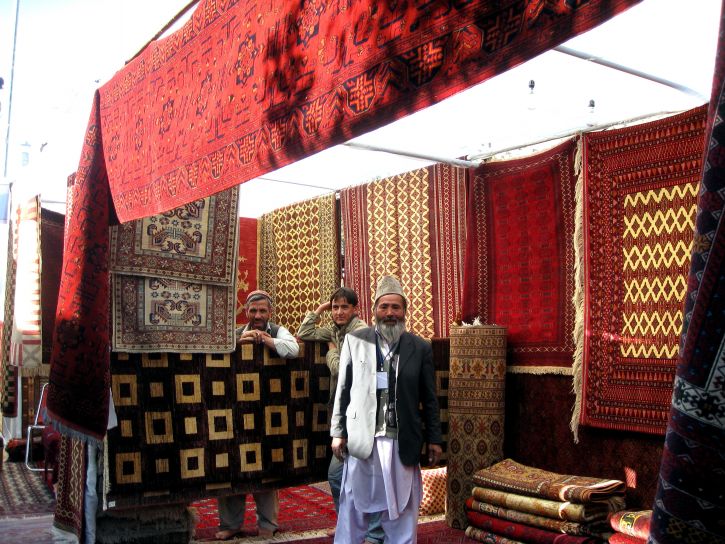 zweiten, jährlich, Teppich, Messe, gehalten, Kabul, zur Schau gestellt, am besten, Teppiche, Kunsthandwerk