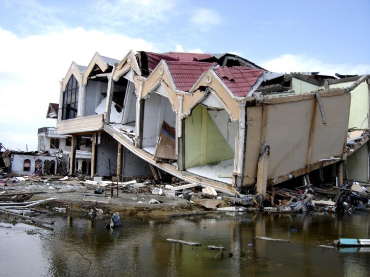 tsunami, flooding, completely, destroyed, apartment, buildings