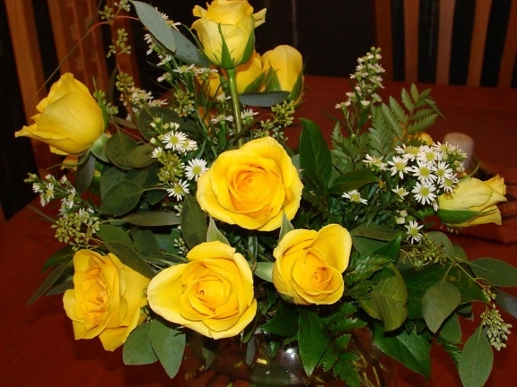 vase, roses, arrangment