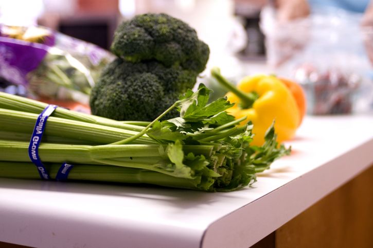 organicky pěstované, hlava, celer, dvě, červená paprika, brokolice, zelenina