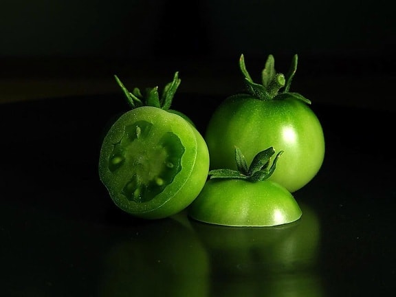 green, tomatoes