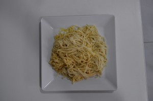 pasta-noodles-on-white-plate-300x199.jpg