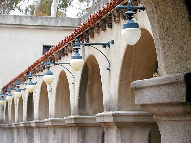arches, lamps