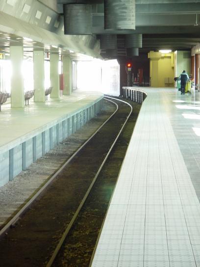 empty, platform, perth, railway, station