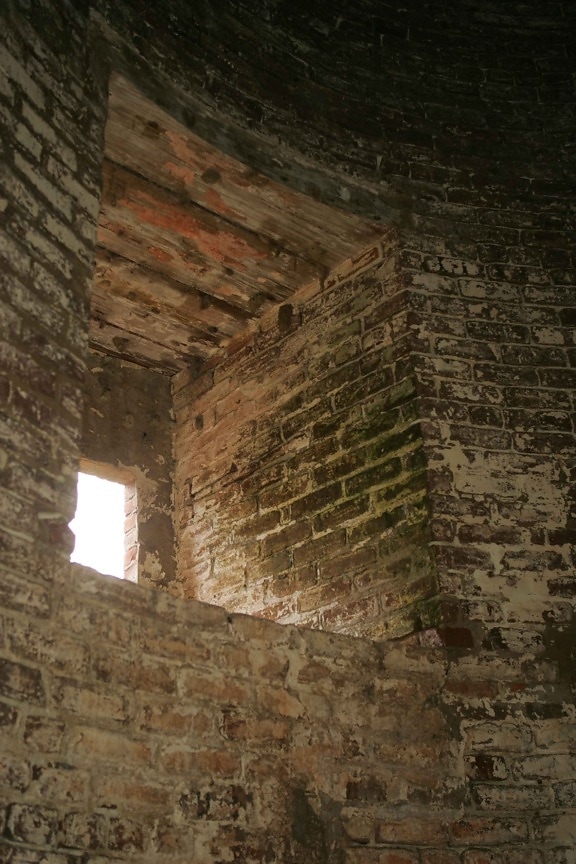 interiér, historický maják, maják, ostrov