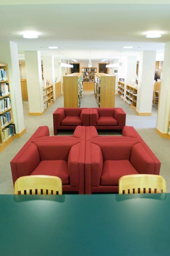 des sièges, des options, des étagères, la conservation, la bibliothèque
