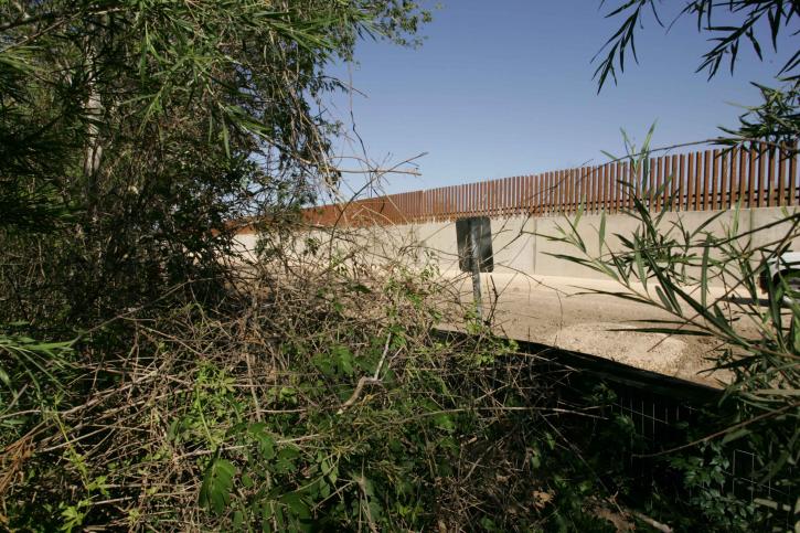 콘크리트, 국경, 벽