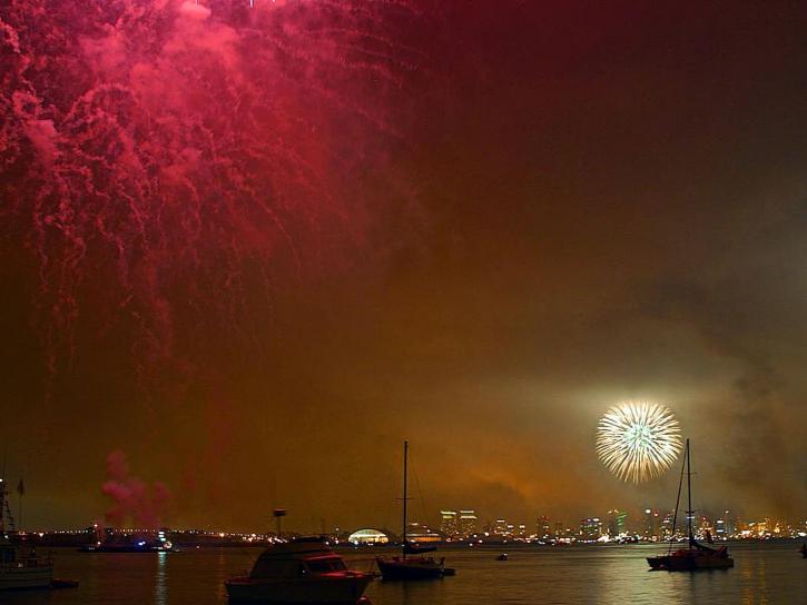 kembang api, San Diego, Teluk, keempat, Juli