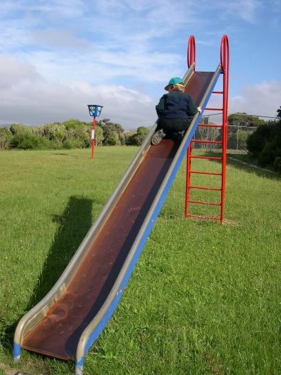 Sân chơi trẻ em, slide
