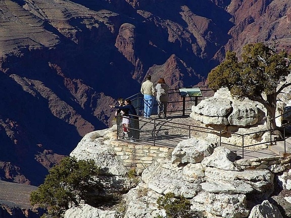 grand, canyons, overlook, railings, pointing