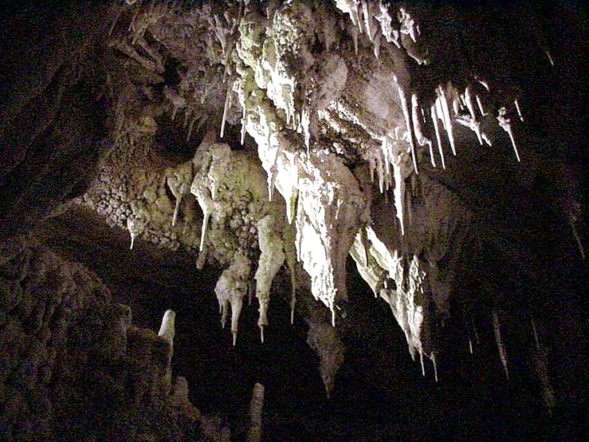 Free Picture Beautiful Crystal Cave