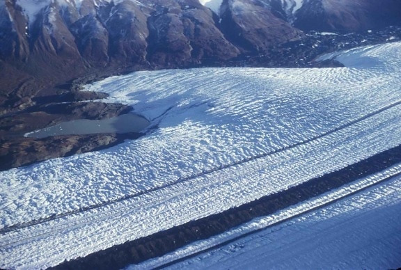 航空写真、氷河、ランゲル山
