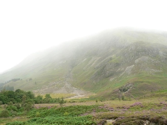 škótsky vidiek, zelená, kopec