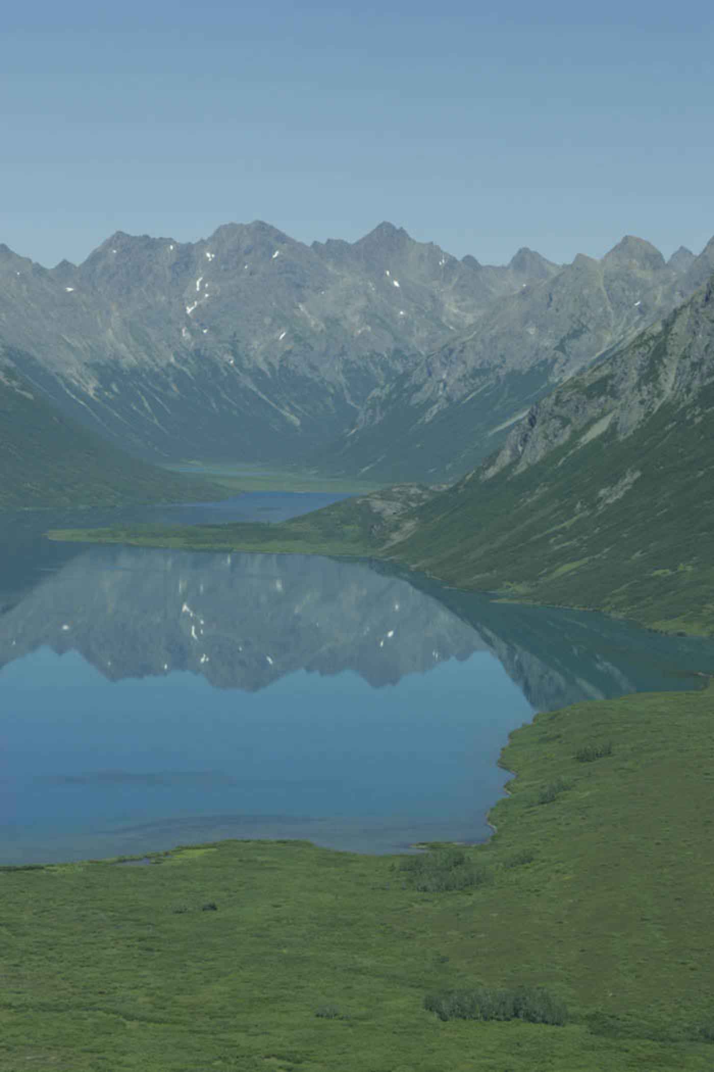 Озеро ясное глубина. Зеркальное озеро. Зеркало Lake. Озеро неясно. Зеркальное озеро в Турции.