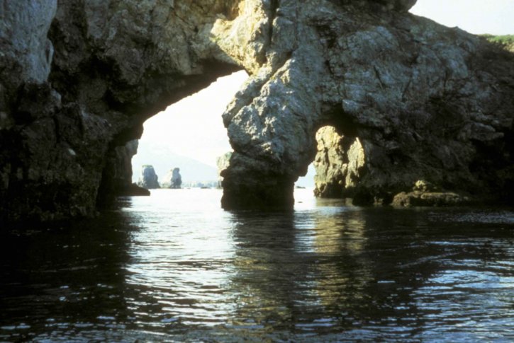 Poltava, eiland, bogen, water, steen, vorming